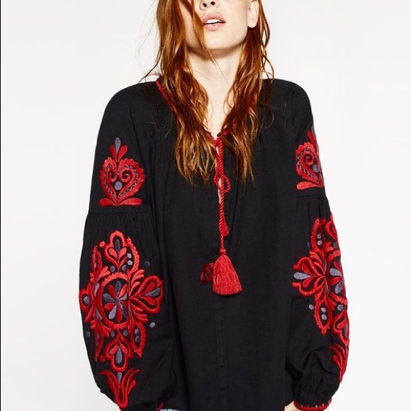 Zara Embroidered Boho Style Peasant Top Sz small - Picture 2 of 6